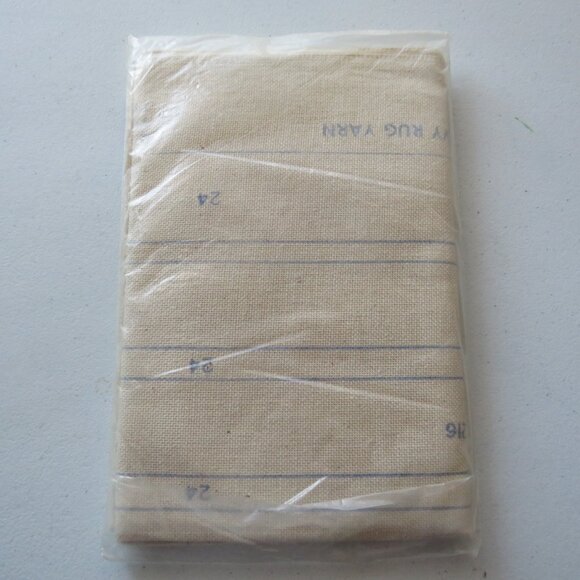 Aunt Lydia’s Lion Punch Needle Rug Wall Hanging 24“ x 36” Kit #606 - Picture 8 of 10